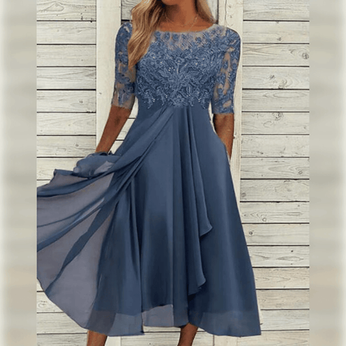 The Spark | Léa Lace Elegance Dress