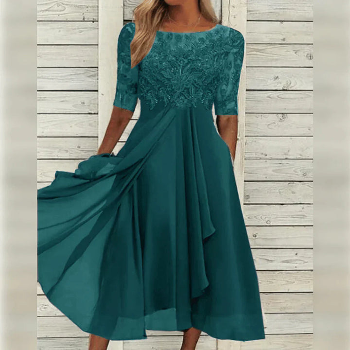 The Spark | Léa Lace Elegance Dress
