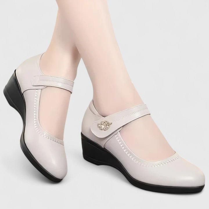 Daleyandra | Comfort-Oriented Orthopedic Footwear