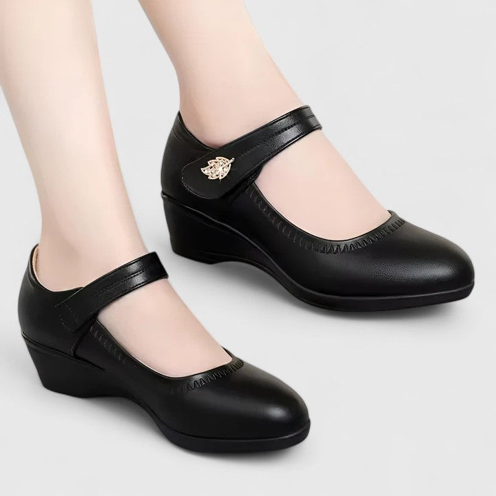 Daleyandra | Comfort-Oriented Orthopedic Footwear