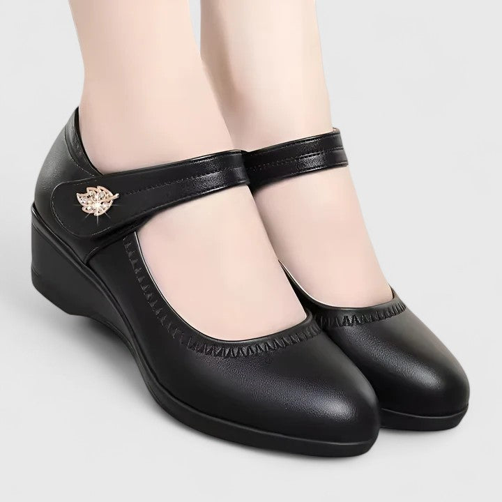 Daleyandra | Comfort-Oriented Orthopedic Footwear