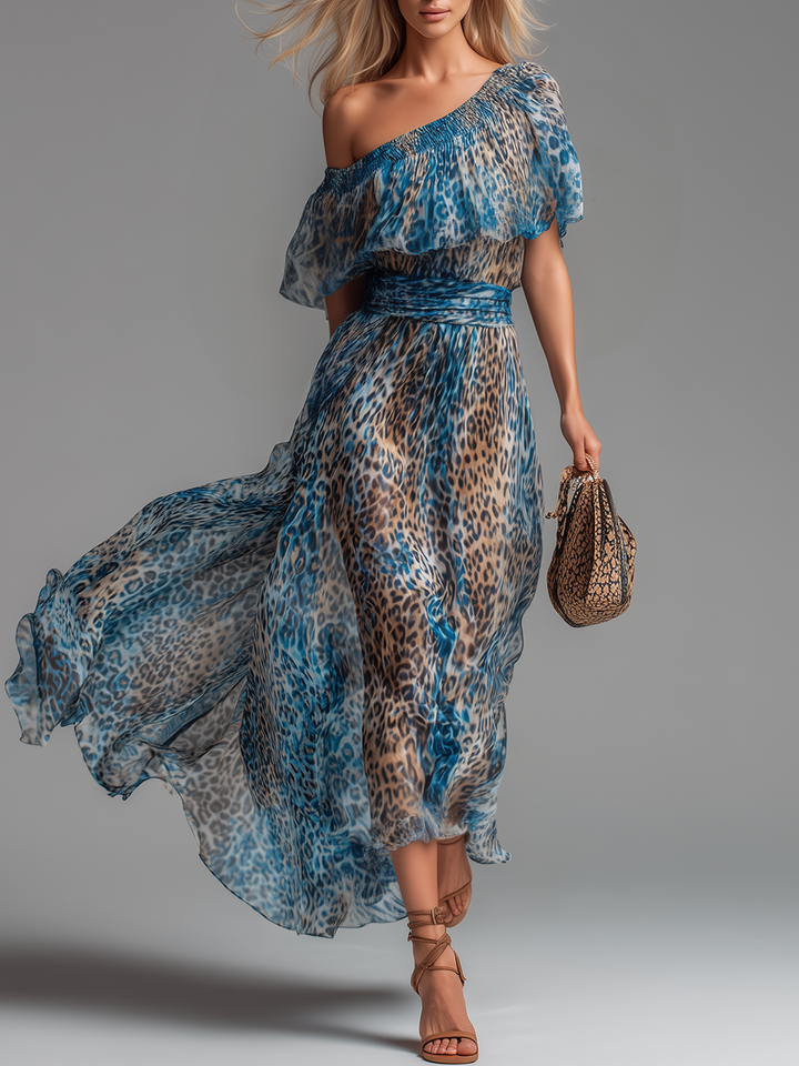 Violet - Long chiffon dress with leopard print and bare shoulders