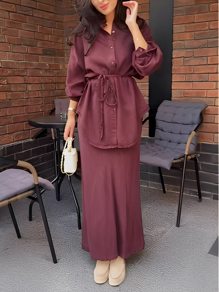 Radomira – set of a knotted blouse